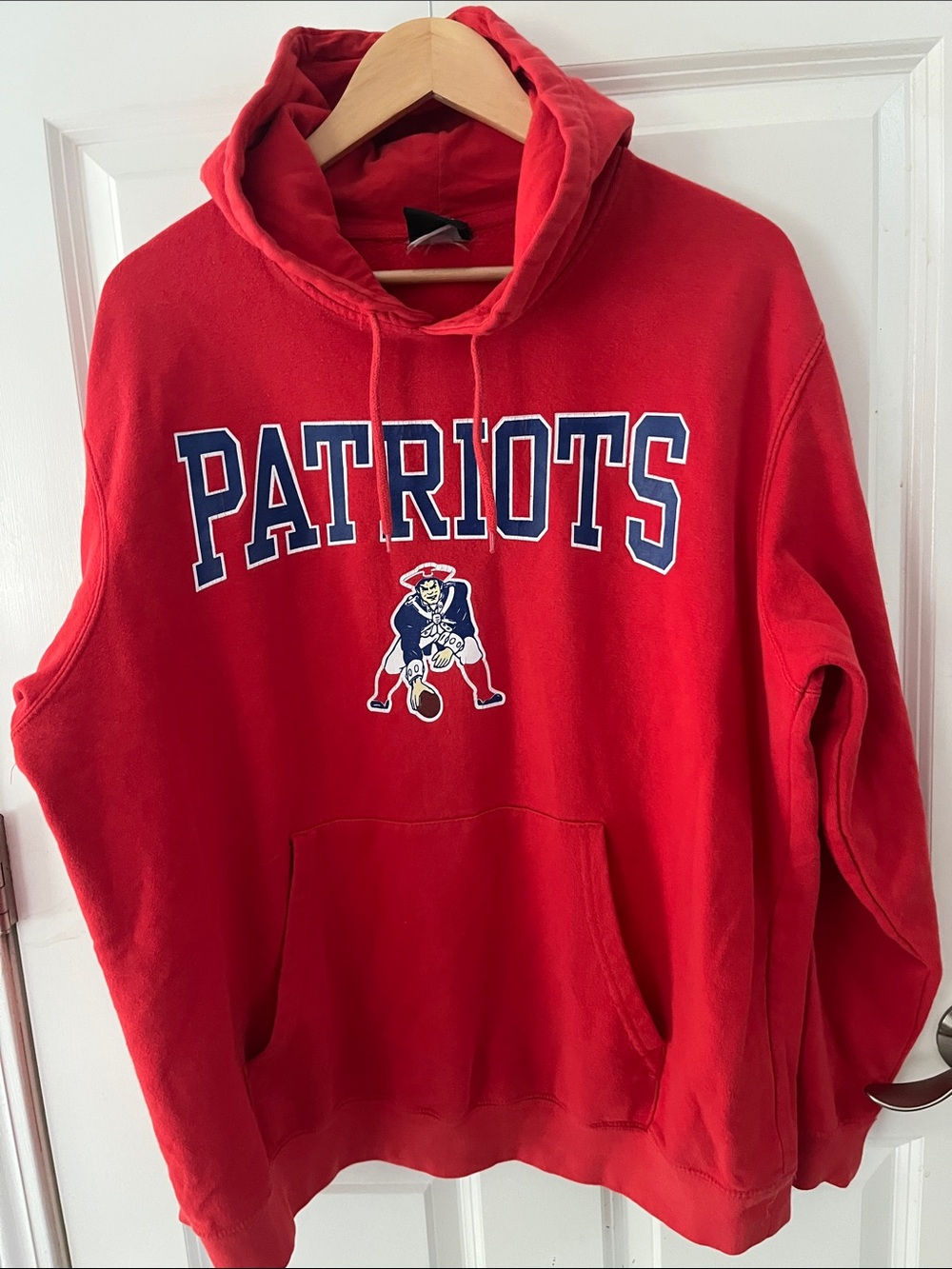 Vintage New England Patriots Red Pullover NFL Team Hoodie Size Mens large